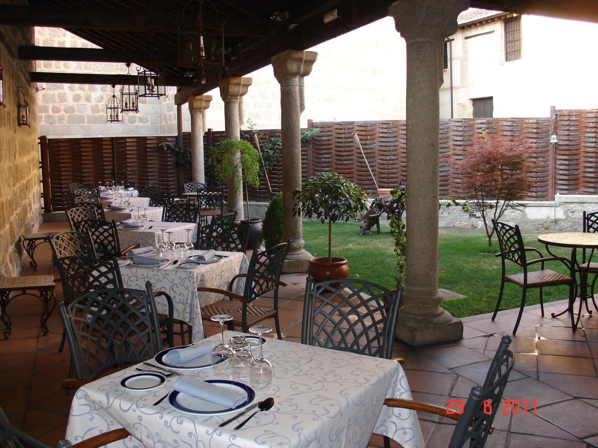 Hotel Las Cancelas Avila Bagian luar foto