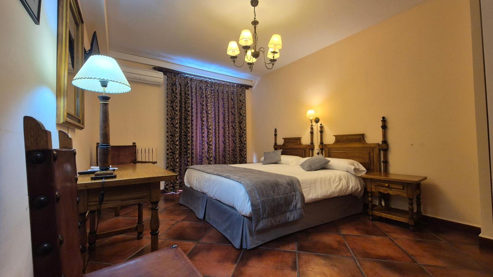 Hotel Las Cancelas Avila Bagian luar foto